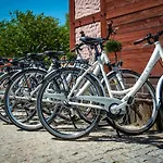 Akademia Kuraszkow 3*