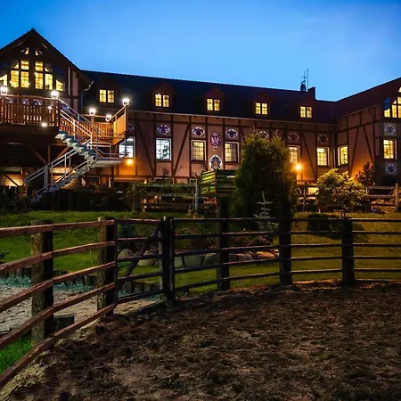 Akademia Kuraszkow Kuraszkow (Lower Silesia)