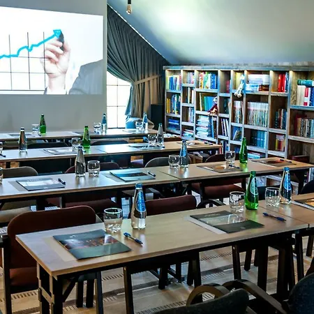 Akademia Kuraszkow Resort