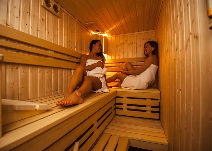 Resort Akademia Kuraszkow Kuraszkow (Lower Silesia)