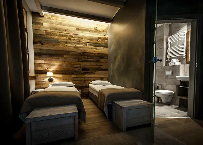 Resort Akademia Kuraszkow Kuraszkow (Lower Silesia)