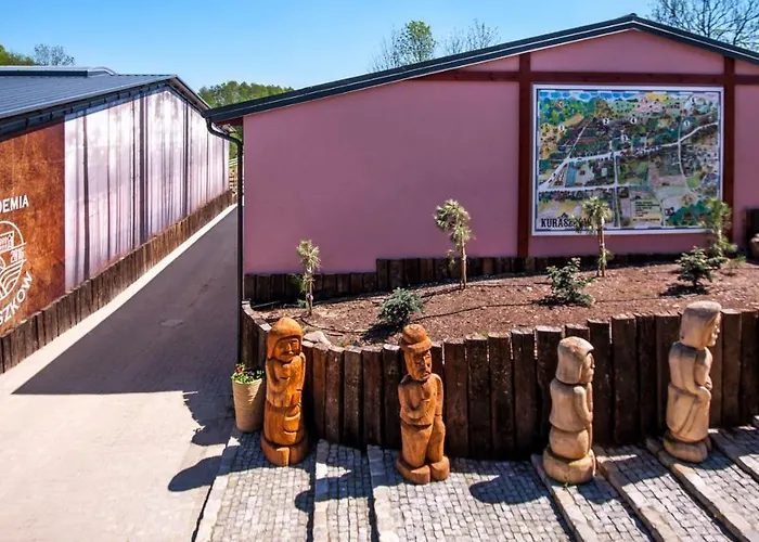 Resort Akademia Kuraszkow Kuraszkow (Lower Silesia)