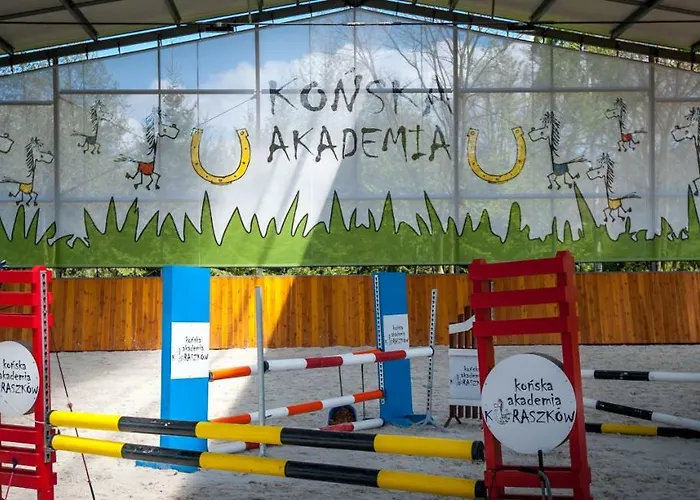 Resort Akademia Kuraszkow Kuraszkow (Lower Silesia)