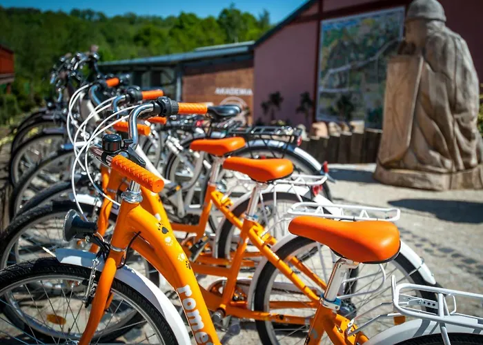 Resort Akademia Kuraszkow Kuraszkow (Lower Silesia)